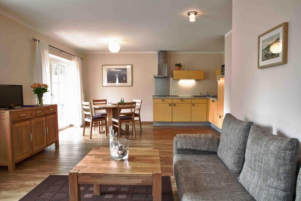 Haus Stoertebeker Appartements - Hotel Garni, Seebad ルブミン 部屋 写真