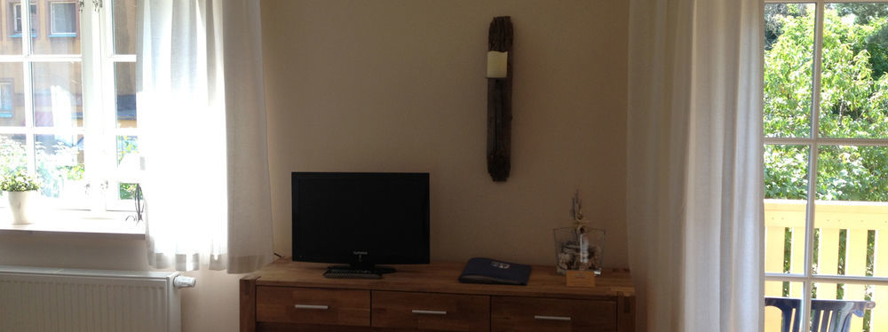 Haus Stoertebeker Appartements - Hotel Garni, Seebad ルブミン エクステリア 写真