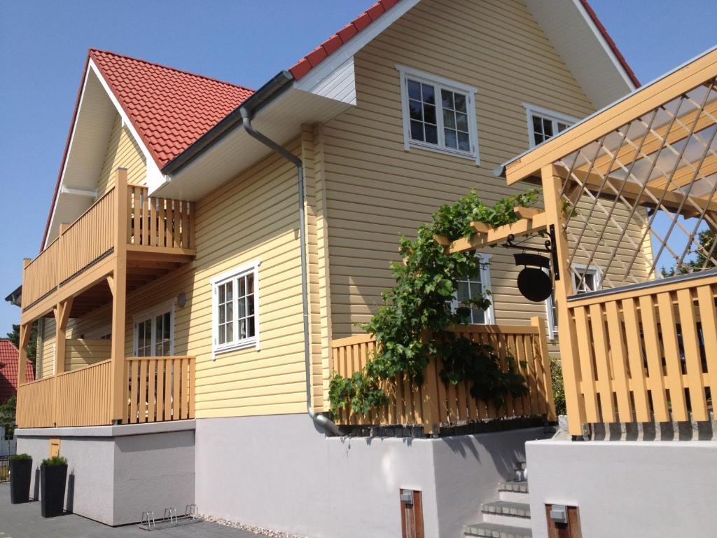 Haus Stoertebeker Appartements - Hotel Garni, Seebad ルブミン エクステリア 写真